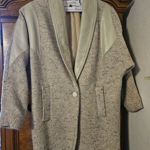 Women's Cream Tweed Blazer